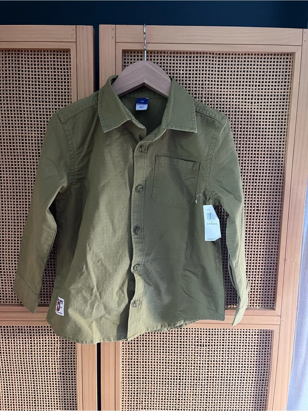 Old Navy Boys 5T Olive Green Button-Down Shirt